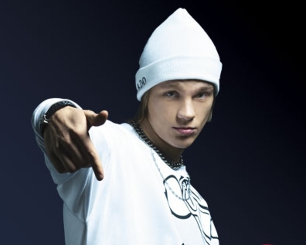 Grand Euro Party: Эдуард Романюта устроит вечеринку с участниками Евровидения