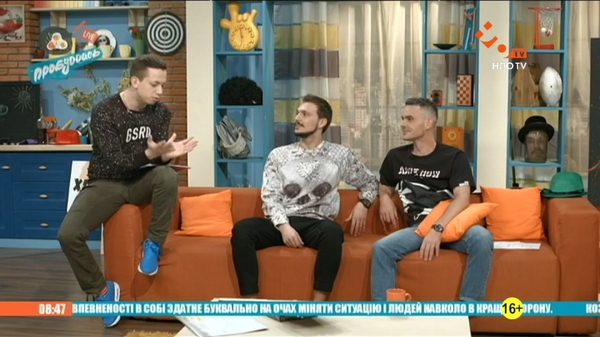 Недостаток безвиза для Украины: мнение ведущих шоу Американский чекин