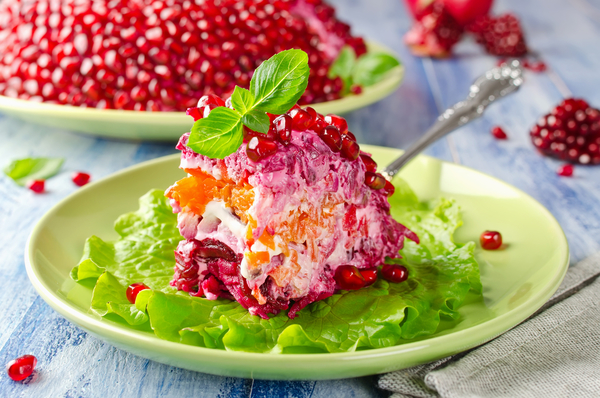 Салаты на Пасху: ТОП-5 рецептов с майонезом