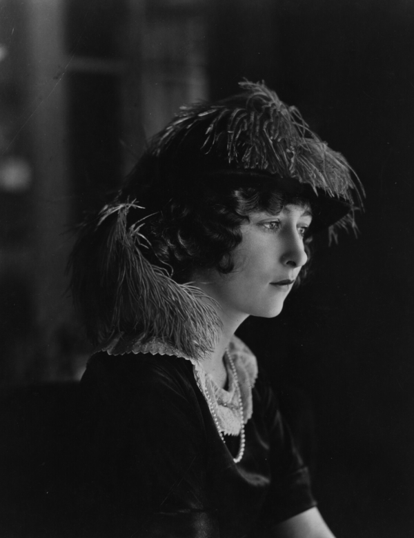 Звездный именинник: женщины Чарли Чаплина