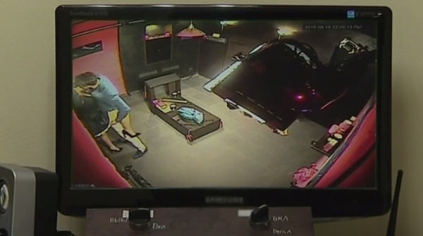 Холостяк 7 сезон онлайн: в шестом выпуске герой жил в одном доме с девушками