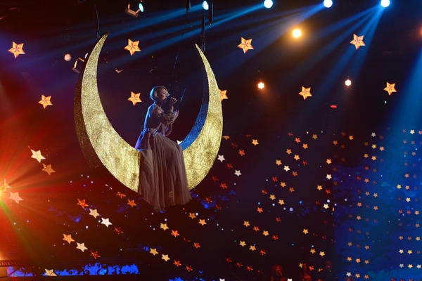 Голос країни 7 сезон: во втором прямом эфире судьи пели с участниками