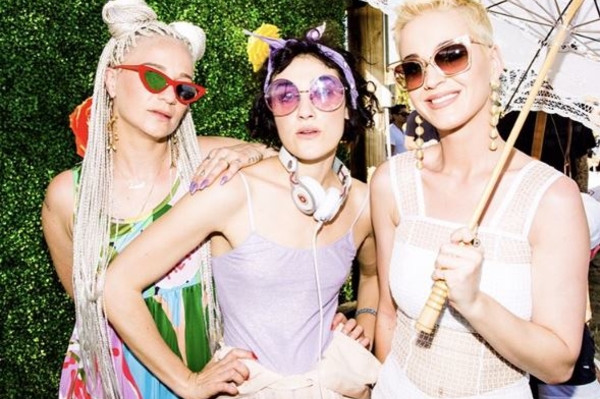 instagram.com/katyperry