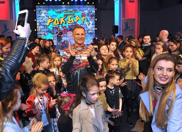 Благотворительный детский рок-бал Рок до зірок: фотоотчет