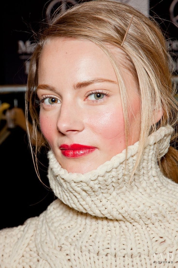 Пять ошибок в макияже, которые вас старят