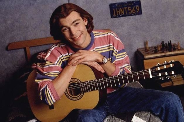 Канули в Лету: куда пропал Николя из сериала Элен и ребята