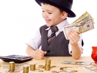 Как научить ребёнка обращаться с деньгами