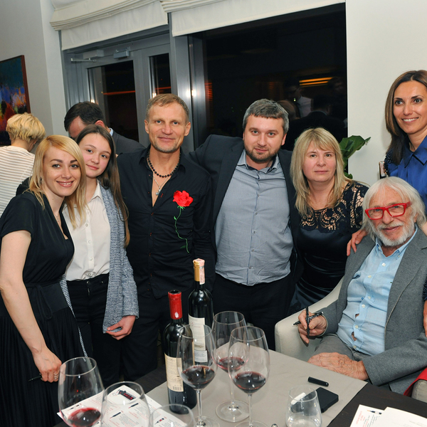 Олег Скрипка и Пьер Ришар вместе отдохнули в киевском ресторане