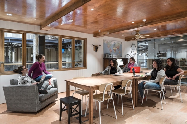 На зависть людям: самые красивые офисы 2017 года