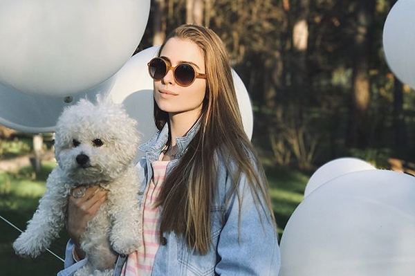 instagram.com/sofialookbook