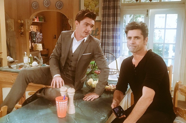 twitter.com/DrakeBell