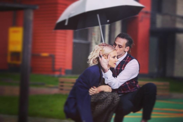 39-летняя солистка группы Фабрика тайно вышла замуж