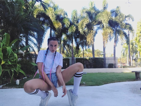 Настя Каменских во Флориде удивила американским стилем