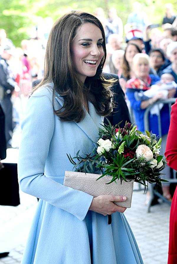 Утонченная Кейт Миддлтон в нежном наряде прибыла в Люксембург
