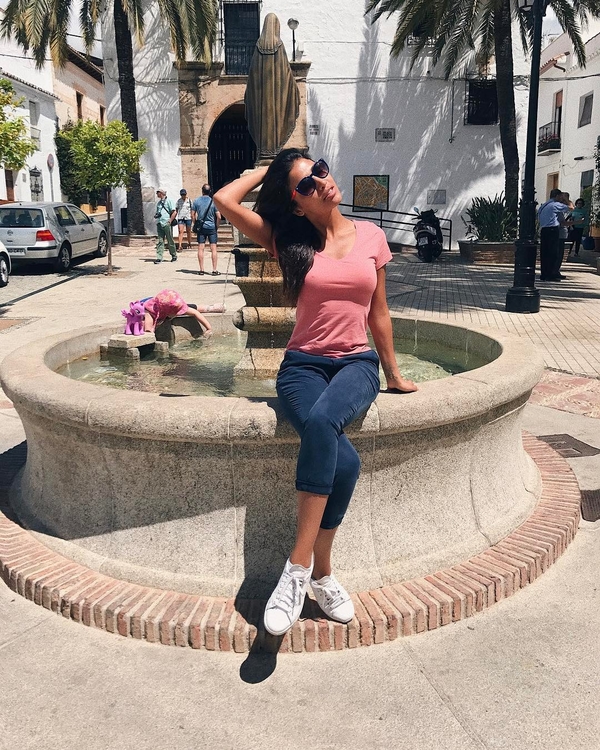 Чем живут украинские звезды в Instagram: Санта Димопулос