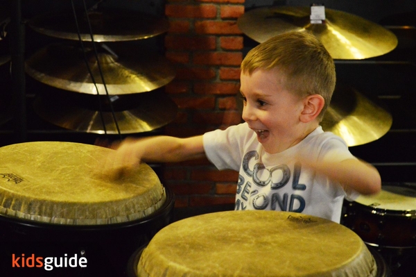 Куда пойти с ребенком на выходных: интересные мероприятия в Киеве