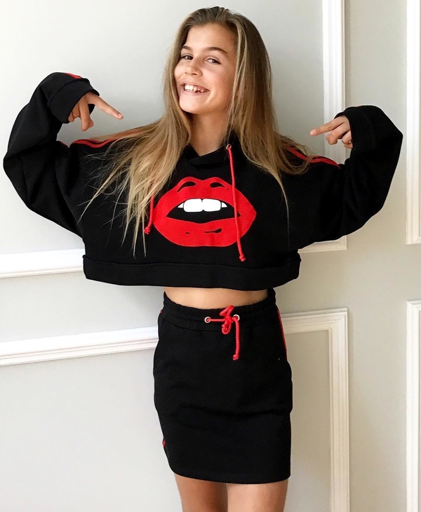 Дочь Анны Седоковой стала моделью