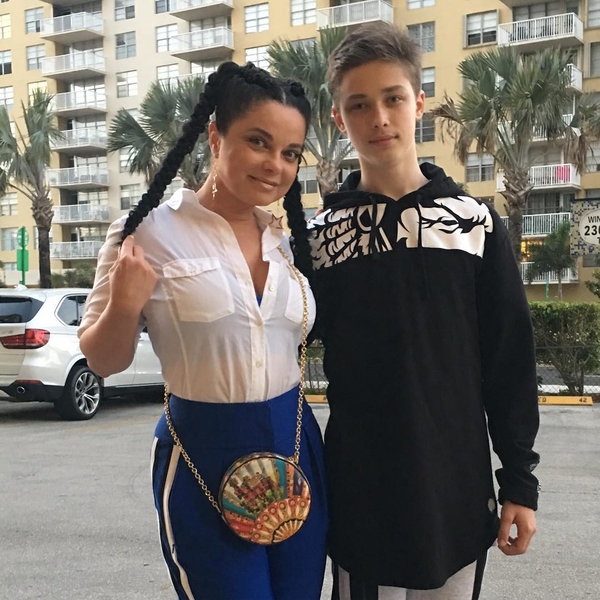 Наташа Королева заявила, что ей рано думать о внуках