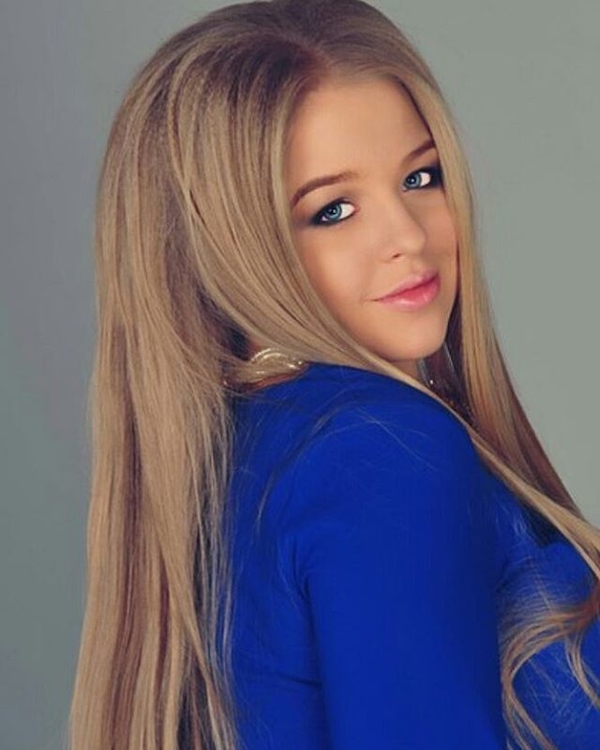 20-летняя Виктория Петрик впервые показала сына