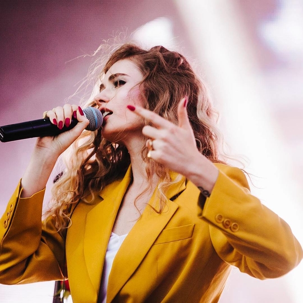 Стильная молодежь на концерте Луны: Instagram-отчет