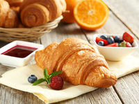 Домашние круассаны с джемом