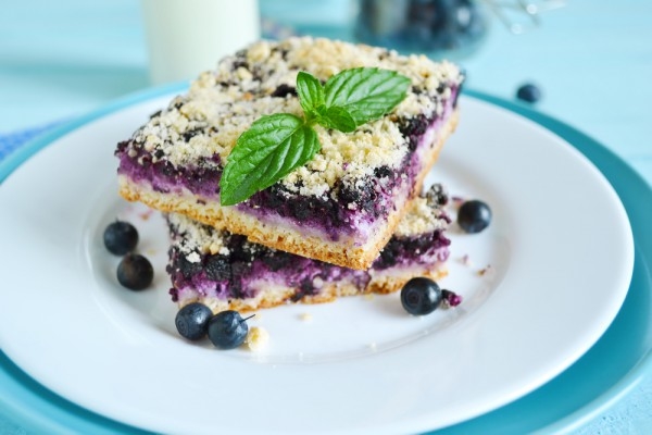 Тертый пирог с ягодами: три вкусные идеи