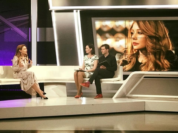 Тина Кароль одной из первых испытала безвиз