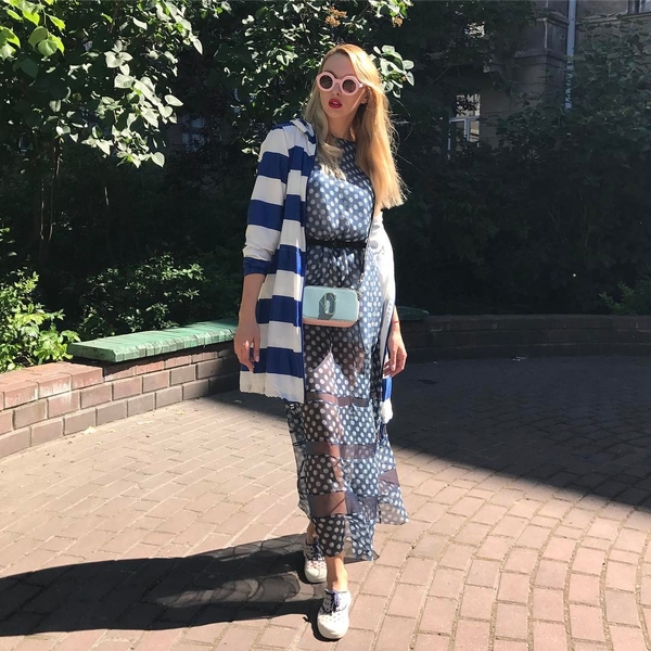 Оля Полякова впервые получила гонорар в виртуальной валюте