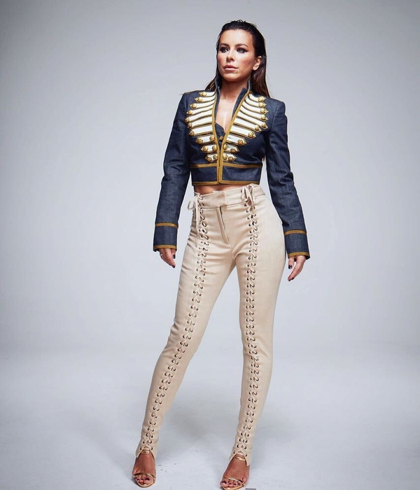 Клип Ани Лорак Ты еще любишь получил свой первый миллион