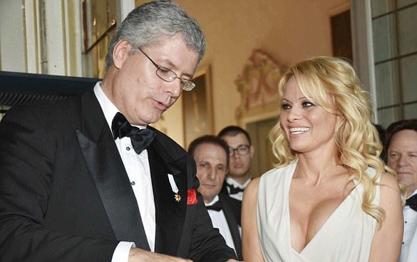 В Италии разоблачили афериста, выдающего себя за принца Черногории и Македонии