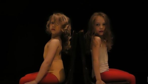 Сеть "взорвала" пародия маленьких девочек на новый клип Тины Кароль