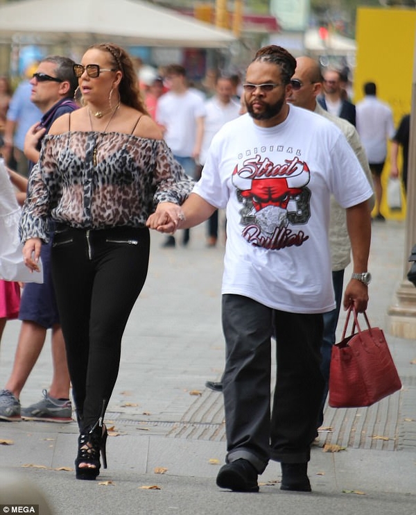 Располневшая Мэрайя Кэри шокировала поклонников внешним видом