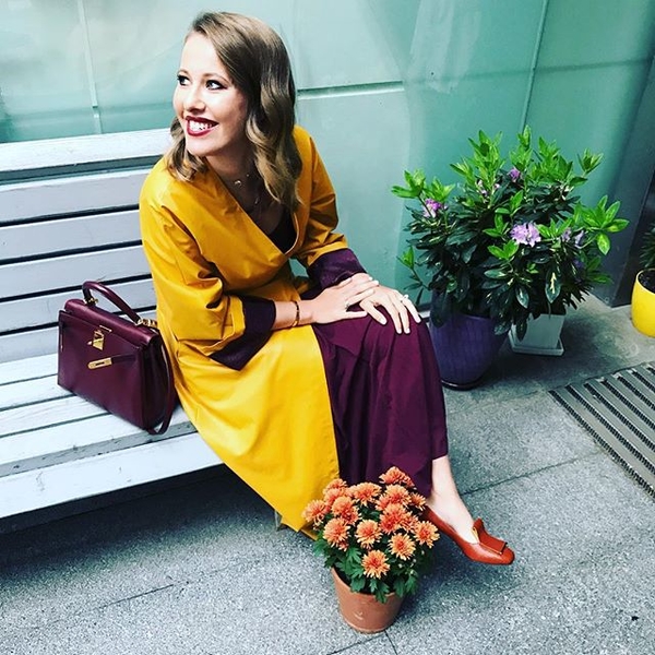 Ксения Собчак поделилась снимком в купальнике