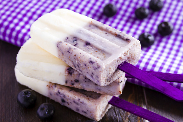 Как приготовить черничное мороженое из 3-х ингредиентов