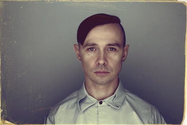 Музыканта Дельфина не пустили в Украину