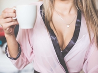 Женская грудь: характер в зависимости от формы