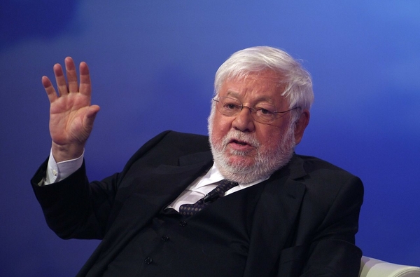 Умер знаменитый итальянский комик Паоло Вилладжо