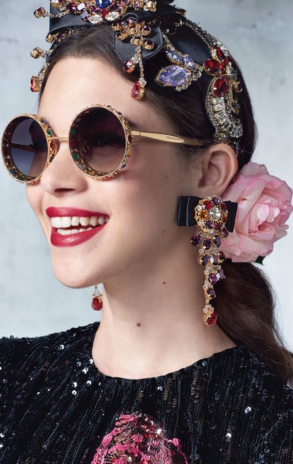 Стильная защита от солнца: самые модные очки этого лета