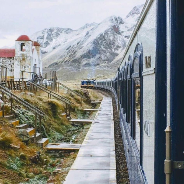 Роскошный американский поезд будет курсировать по перуанским Андам