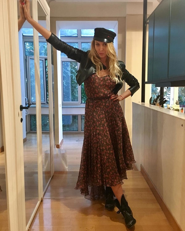 Оля Полякова рассказала девушкам, куда ехать за симпатичными парнями