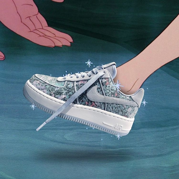 Современный стеклянный башмачок: Nike выпустил кроссовки в честь Золушки