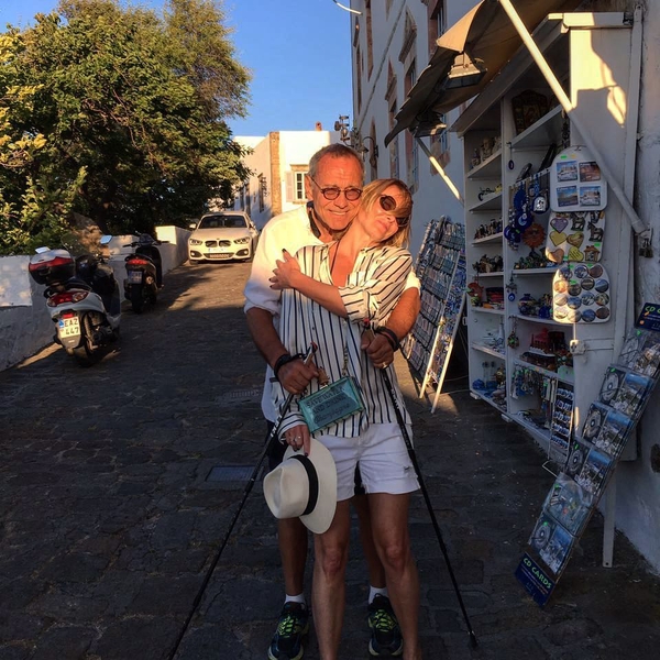 Юлия Высоцкая поделилась романтичным снимком с мужем