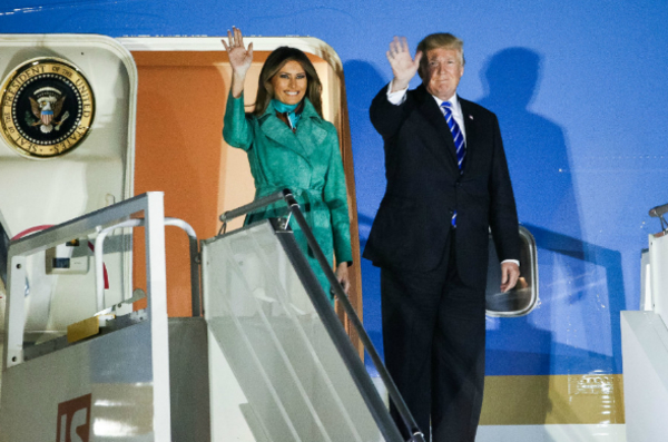 Меланья и Иванка Трамп посетили Варшаву в элегантных нарядах
