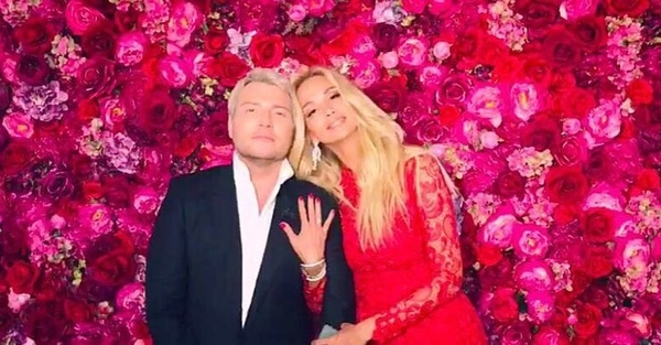 Николай Басков объявил о свадьбе с моделью Викторией Лопыревой