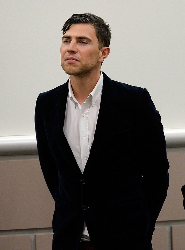 Суд вынес приговор оголившему ягодицы на Евровидении пранкеру Седюку