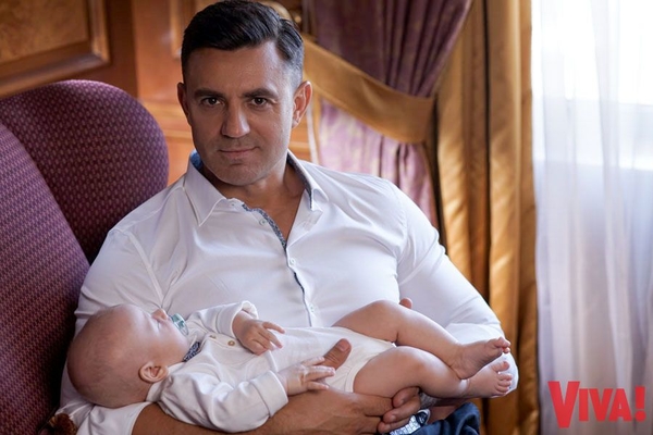 Николай Тищенко впервые показал лицо сына