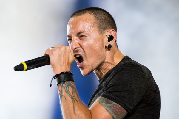 Солиста группы Linkin Park нашли мертвым в его доме