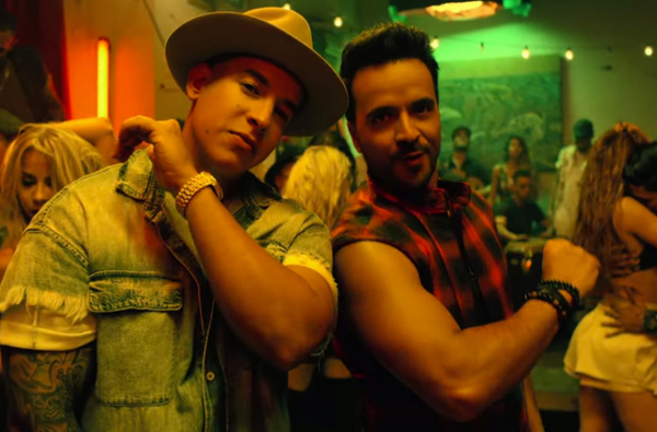 Популярную песню Despacito запретили в Малайзии