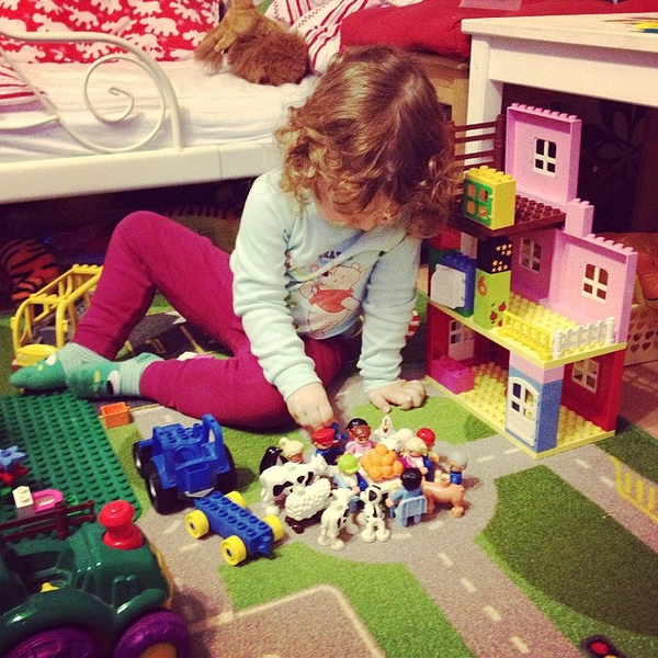 Доктор Комаровский рассказал, как не подхватить болезнь "рука-нога-рот"