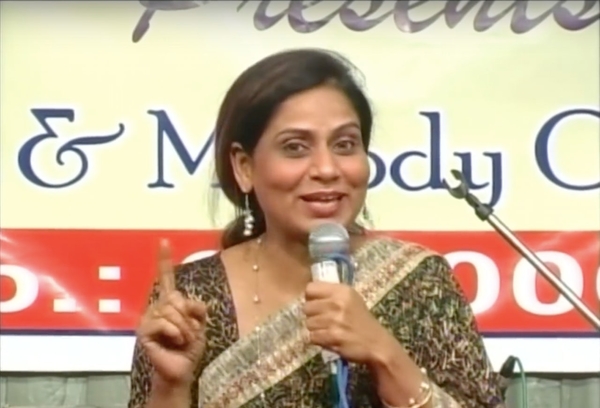 В Индии телеведущую убило пальмой